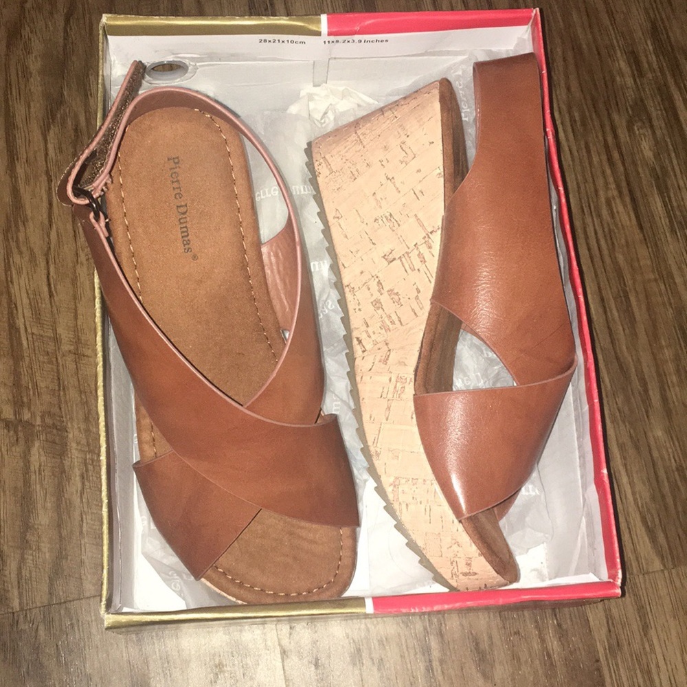 Pierre Dumas Wedges